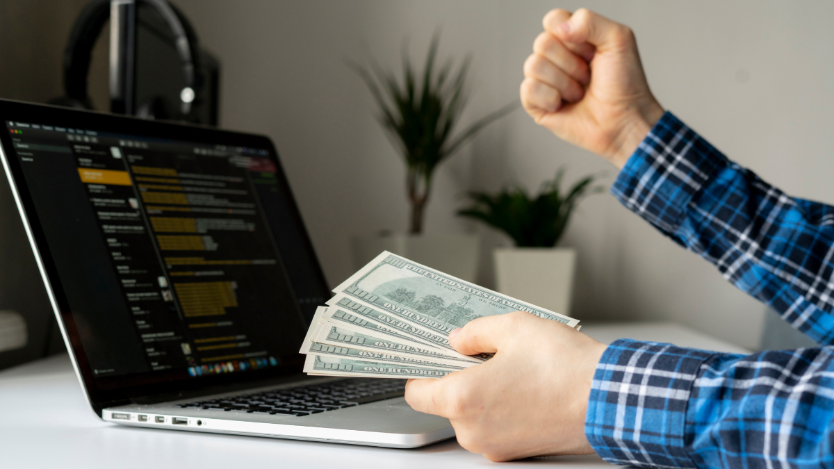 Swagbucks: Unraveling the Virtues of a Rewarding Brand