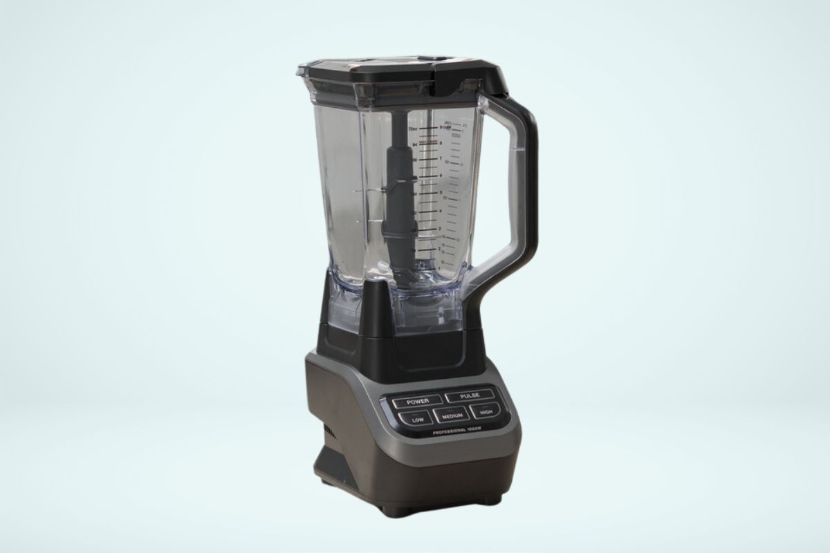 Ninja Professional Blender 1000: Unleash Your Kitchen’s Full Potential