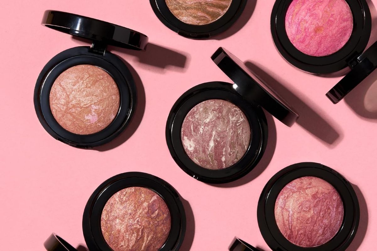 Laura Geller’s Baked Blush-n-Brighten: The Marbleized Magic for Your Cheeks
