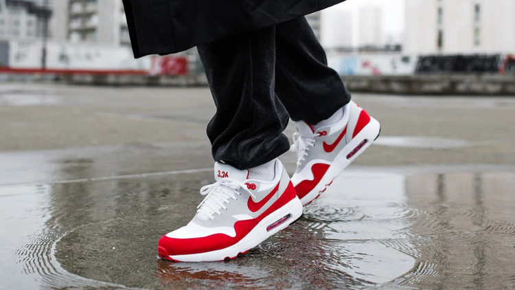 Nike Sneaker Treasure from StockX: Top 4 Must-Have Kicks for 2025