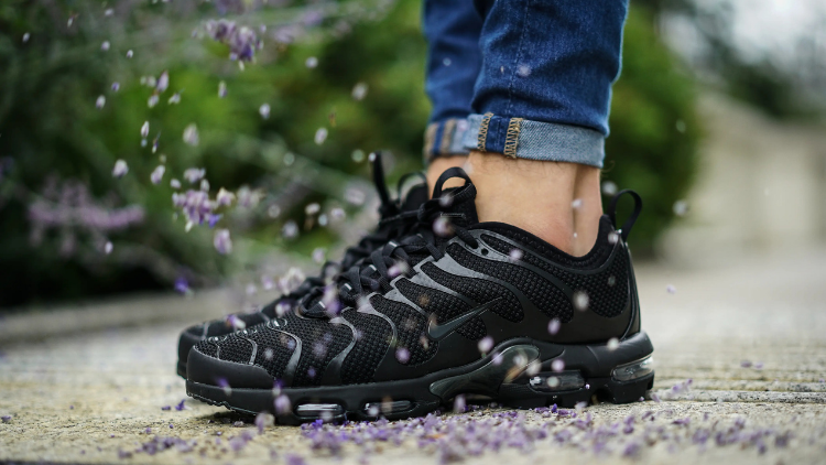 Nike Air Max Plus “Triple Black” from StockX: Ultimate 2025 Collector’s Guide