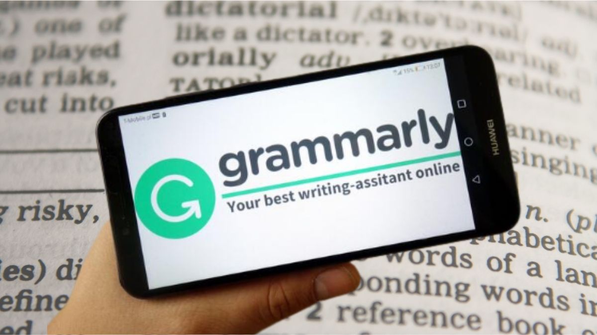 Top 10 Reasons Why Many Users Love Grammarly: The Ultimate Writing Assistant